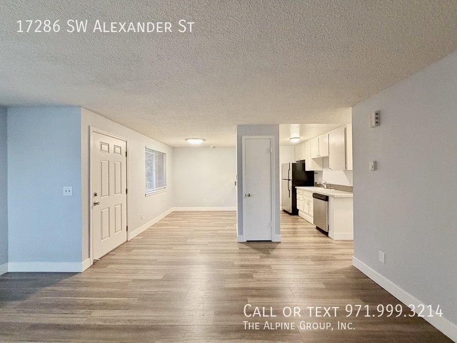 $300 OFF Deposit! On-Site Laundry + Modern 2BD 🧺 property image