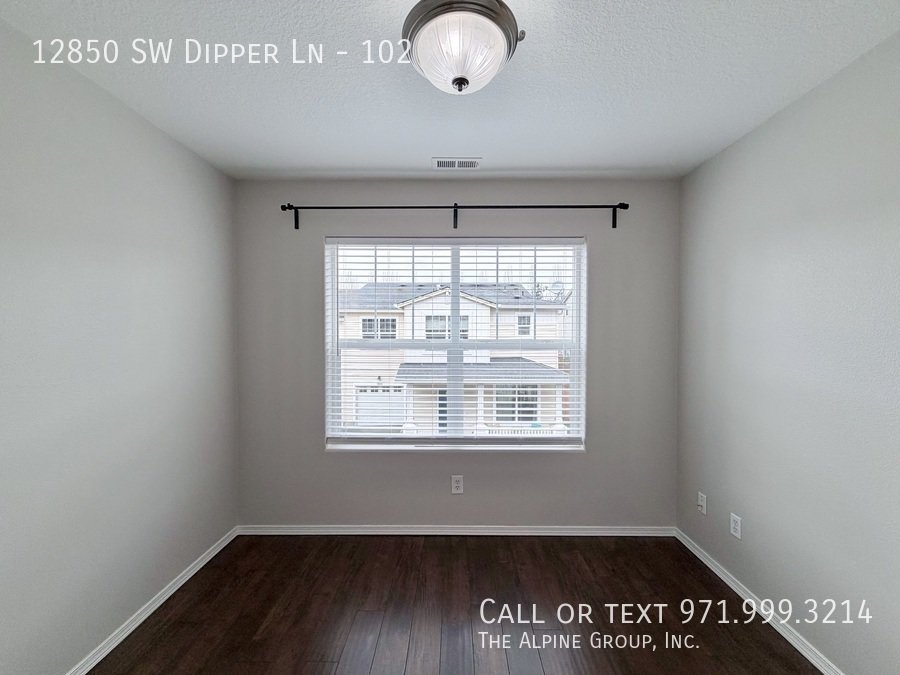 Beautiful Townhome | $500 First Month Incentive 🌟 property image