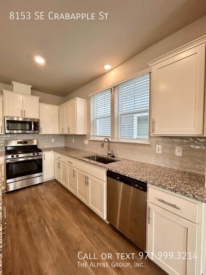 ✨ 15-Month Lease + $500 Off First Month - Modern Three-Bedroom Retreat With Smart Features property image