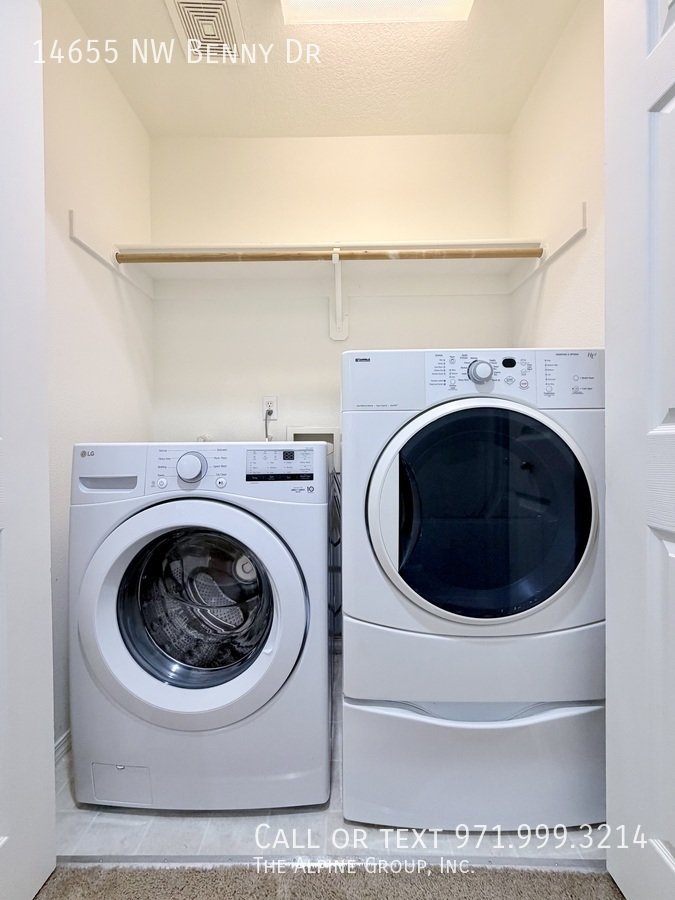 🛋️ Charming Kaiser Woods Home w/ Granite Kitchen – 15-Month Lease property image