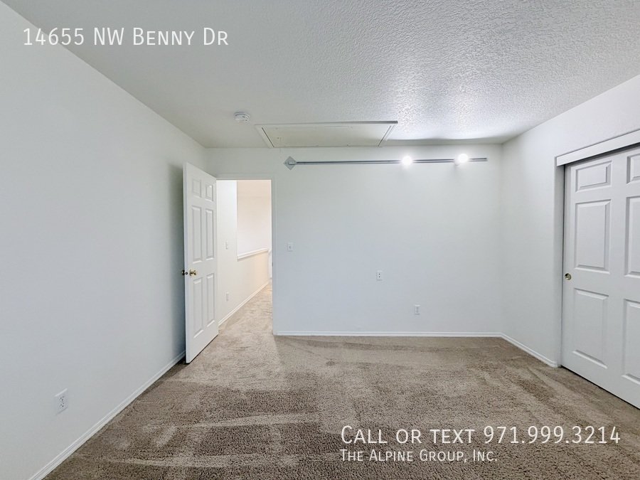 🛋️ Charming Kaiser Woods Home w/ Granite Kitchen – 15-Month Lease property image