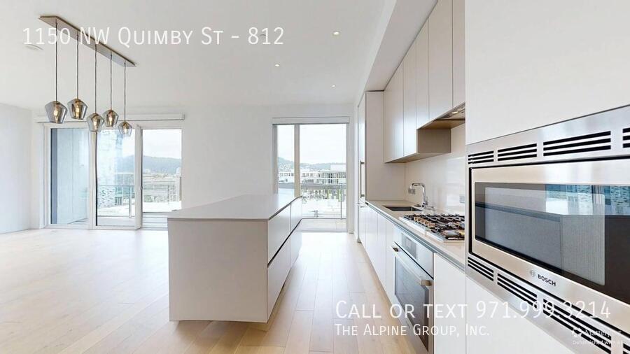 🎉 FIRST Month FREE – Apply by 12/31 🏙️Light-Filled Condo with Views, Style & Comfort in North Pearl property image