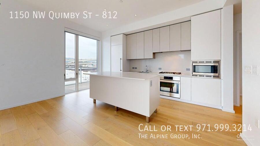 🎉 FIRST Month FREE – Apply by 12/31 🏙️Light-Filled Condo with Views, Style & Comfort in North Pearl property image