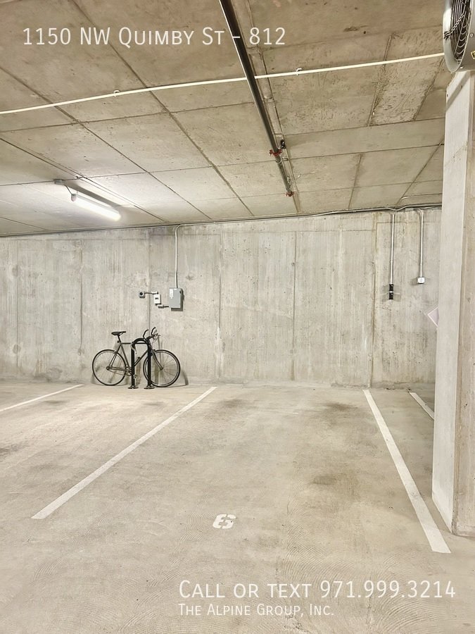 🎉 FIRST Month FREE – Apply by 12/31 🏙️Light-Filled Condo with Views, Style & Comfort in North Pearl property image