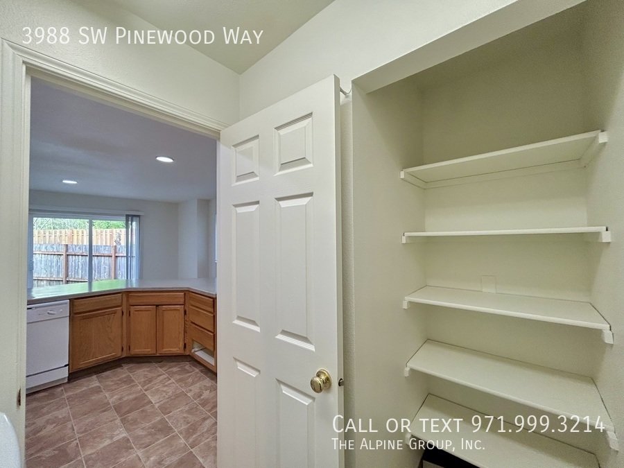 🔥Your FIRST MONTH FREE - Apply by 12.31! property image