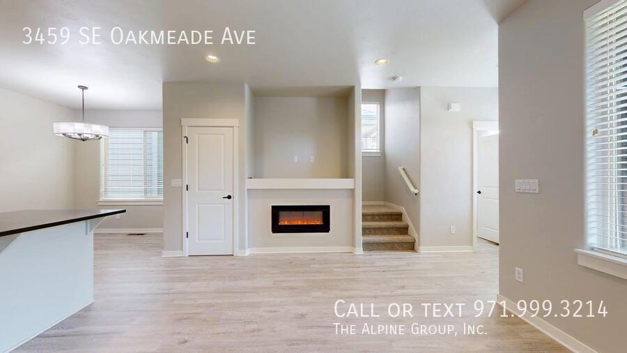 ✨ Holiday Special: $600 Off Your First Month if You Apply by 12/31! property image