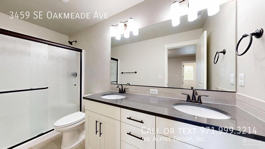 ✨ Holiday Special: $600 Off Your First Month if You Apply by 12/31! property image