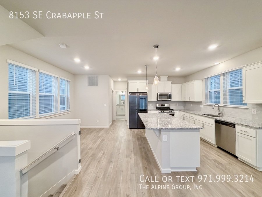 ✨ 15-Month Lease + $500 Off First Month - Modern Three-Bedroom Retreat With Smart Features property image