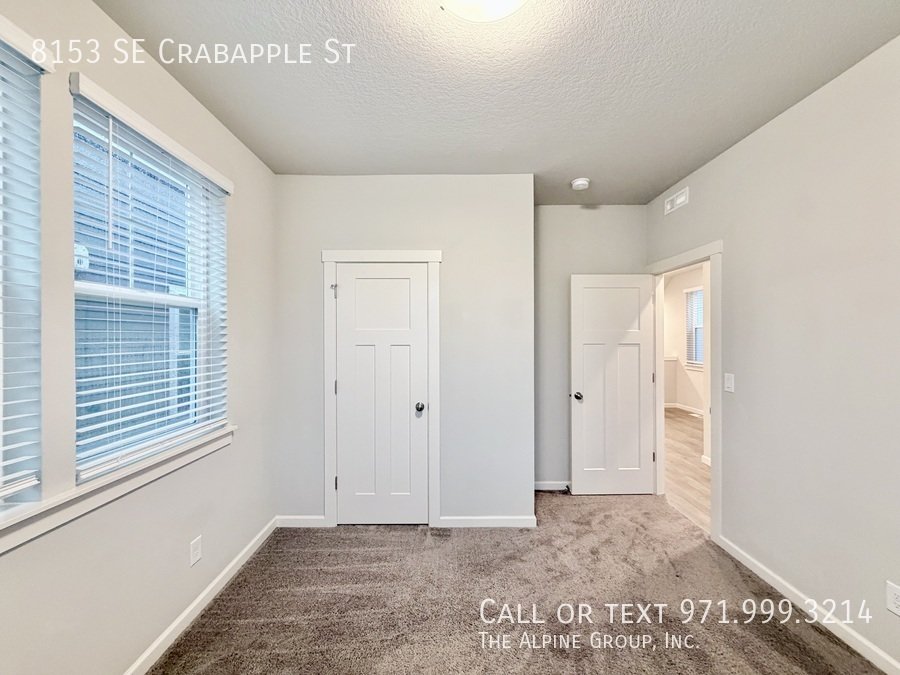 ✨ 15-Month Lease + $500 Off First Month - Modern Three-Bedroom Retreat With Smart Features property image