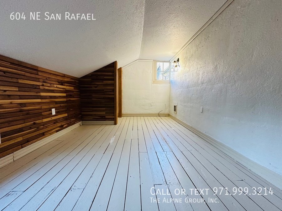 🕰️ Timeless Irvington Carriage House with Vintage Charm property image