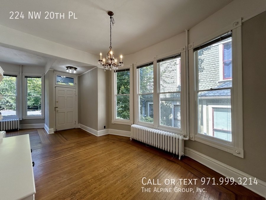 🌿 Timeless Portland Victorian in Prime Location property image