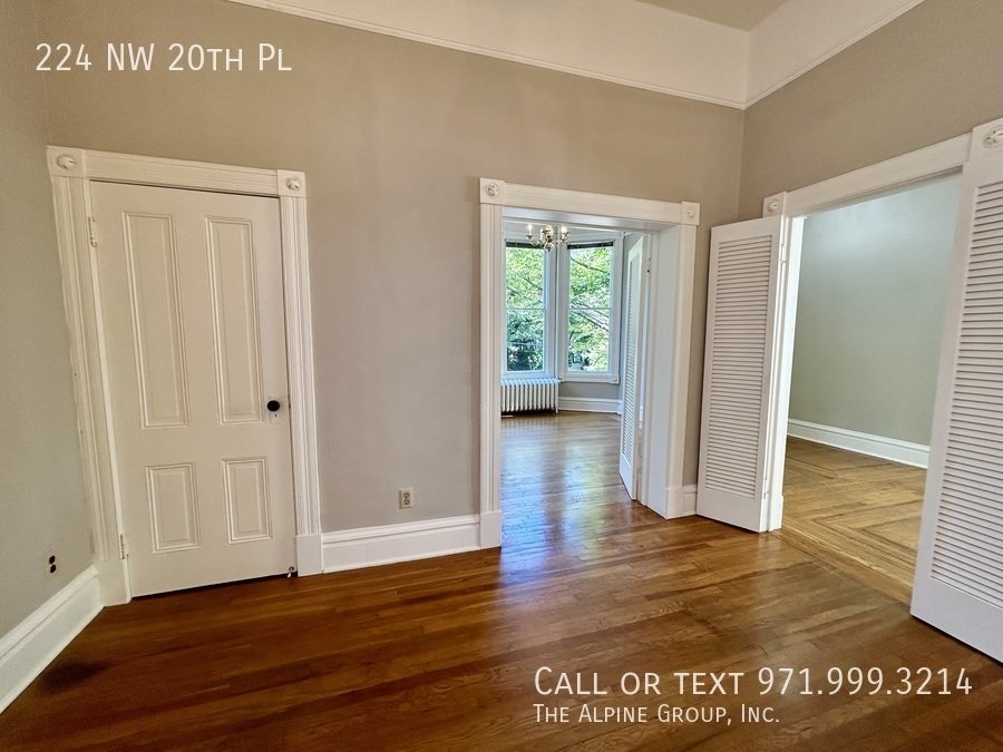 🌿 Timeless Portland Victorian in Prime Location property image