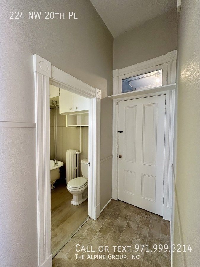 🌿 Timeless Portland Victorian in Prime Location property image