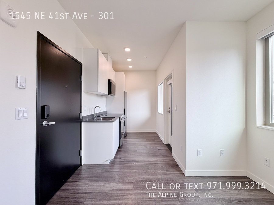 💰 Sign & Save! 4 Weeks FREE on 18-Month Lease|🏡 Luxury Details & Prime Location at 41 Central property image