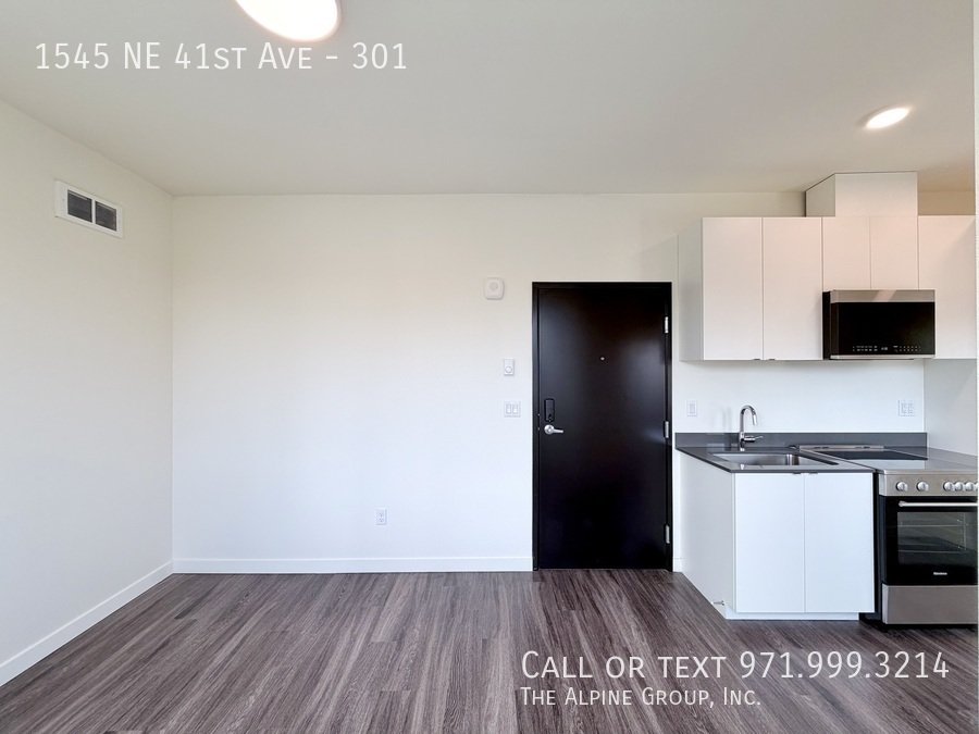 💰 Sign & Save! 4 Weeks FREE on 18-Month Lease|🏡 Luxury Details & Prime Location at 41 Central property image