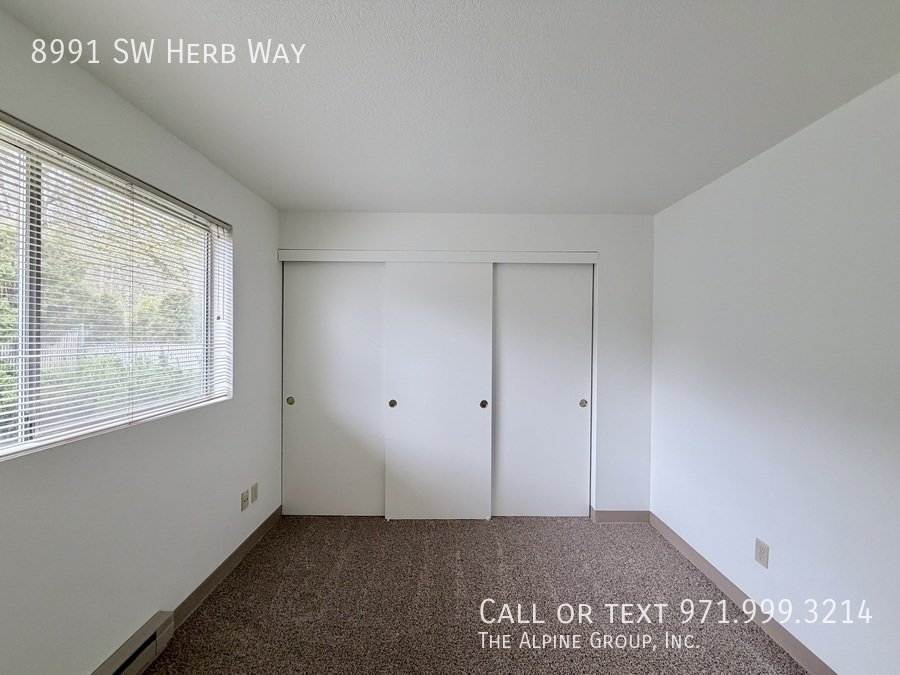 🌿 Peaceful Cul-de-Sac 3-Bedroom - Private Yard & Stream Views! property image