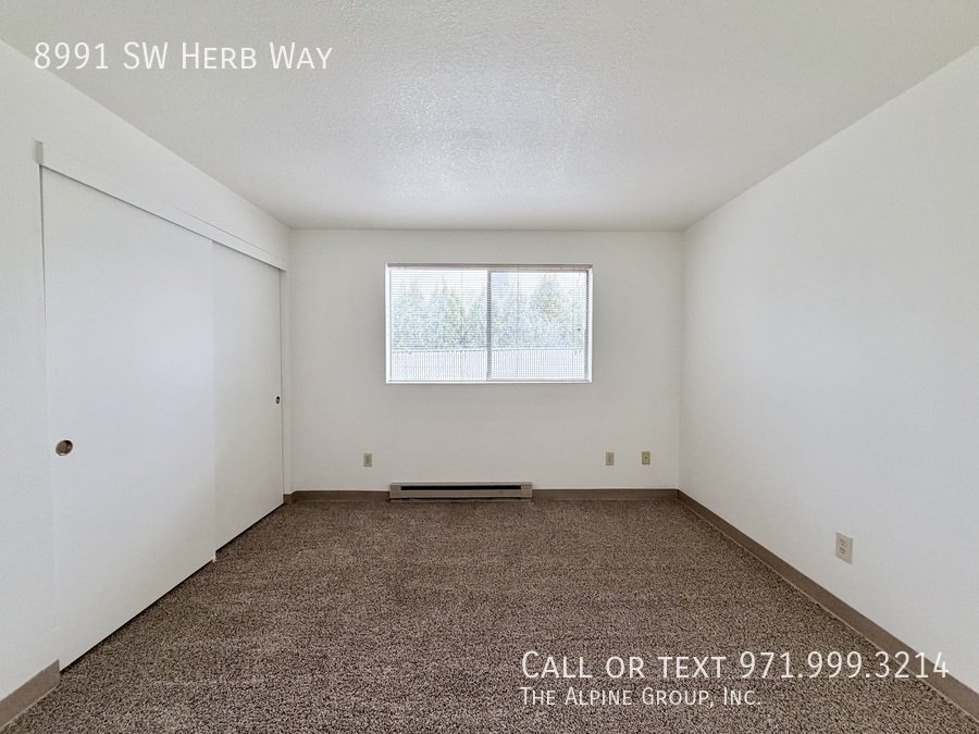 🌿 Peaceful Cul-de-Sac 3-Bedroom - Private Yard & Stream Views! property image