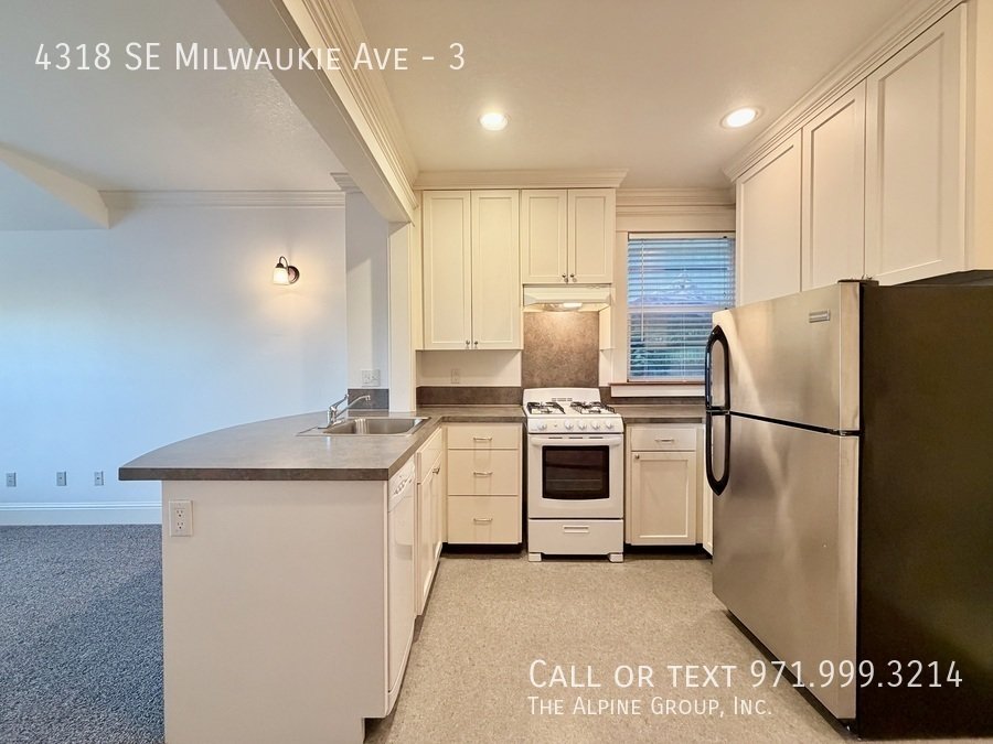 🌟 Charming Portland Studio | Move-In Ready + Natural Light| $300 OFF property image