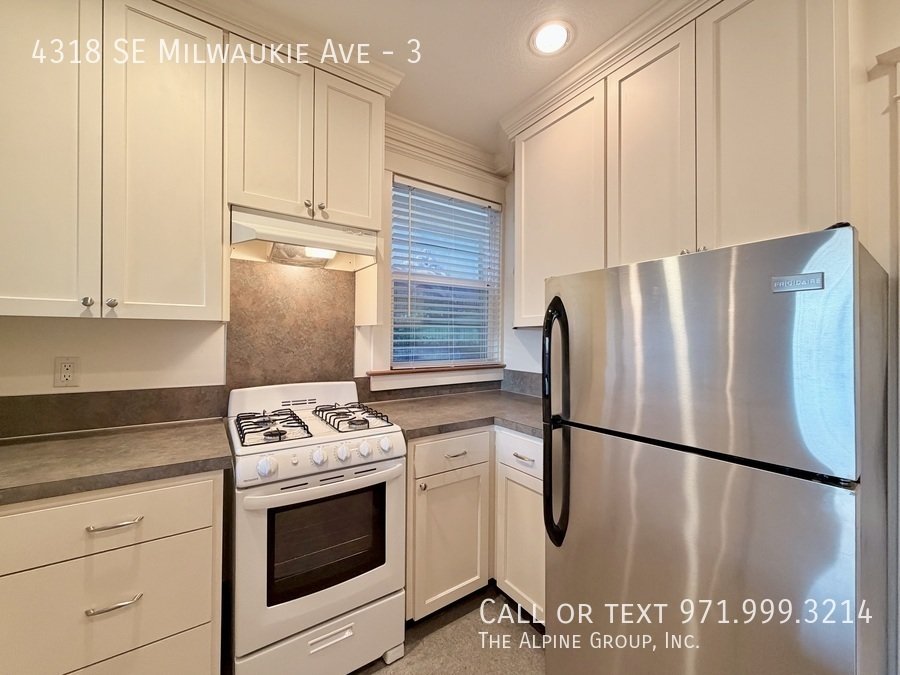 🌟 Charming Portland Studio | Move-In Ready + Natural Light| $300 OFF property image