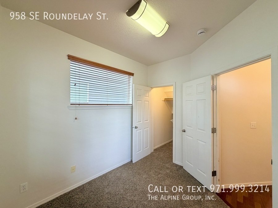 🌞 Bright 3-Bedroom Home – Washer/Dryer Included! property image