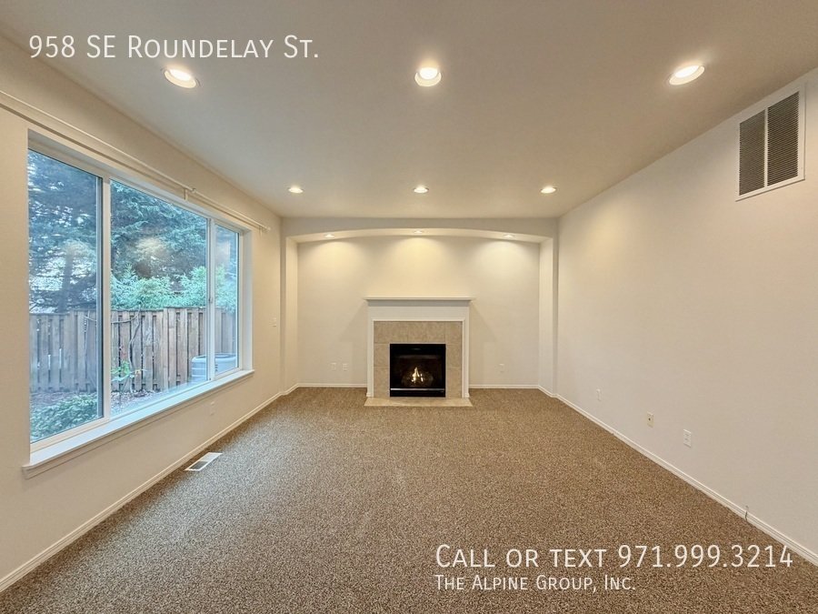 🌞 Bright 3-Bedroom Home – Washer/Dryer Included! property image