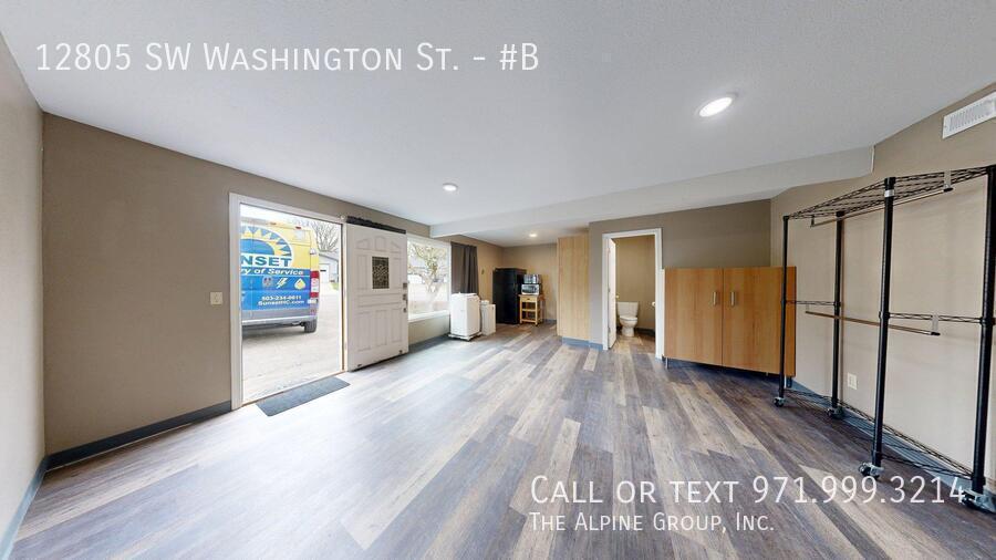 🏡 Updated Beaverton Studio | Parking, Storage & W/D Included property image