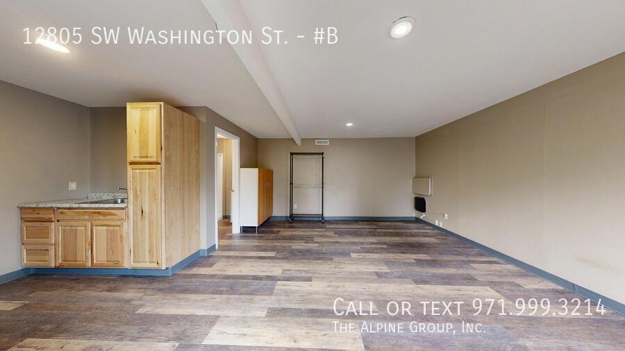 🏡 Updated Beaverton Studio | Parking, Storage & W/D Included property image