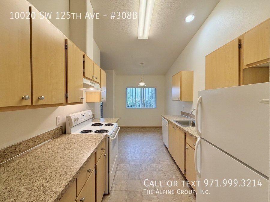 🌿 Sun-Filled 1-Bedroom with Covered Balcony & In-Unit Laundry property image