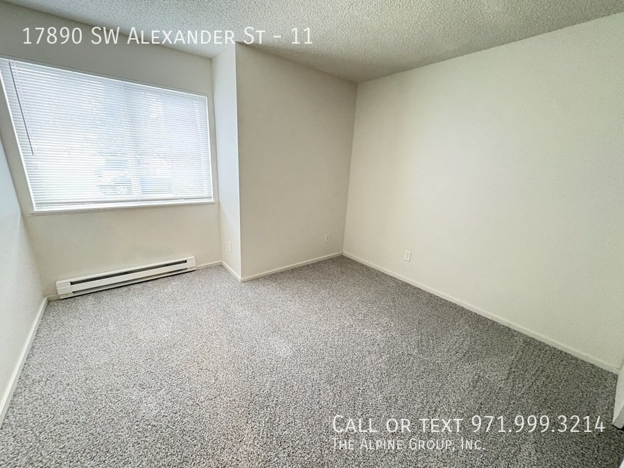 Available Now – Updated Ground‑Floor 2 Bedroom at Kathie Marie Apartments property image