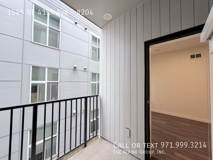 Modern 1‑Bedroom in a Walkable, Vibrant NE Portland Neighborhood property image