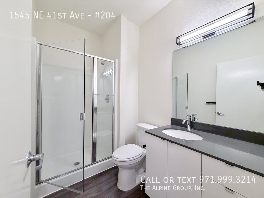 Modern 1‑Bedroom in a Walkable, Vibrant NE Portland Neighborhood property image