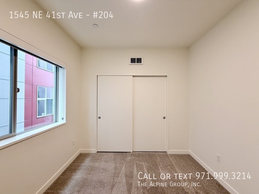 Modern 1‑Bedroom in a Walkable, Vibrant NE Portland Neighborhood property image