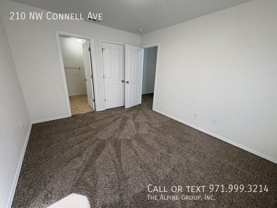 4 Bedroom Townhome in great location! property image