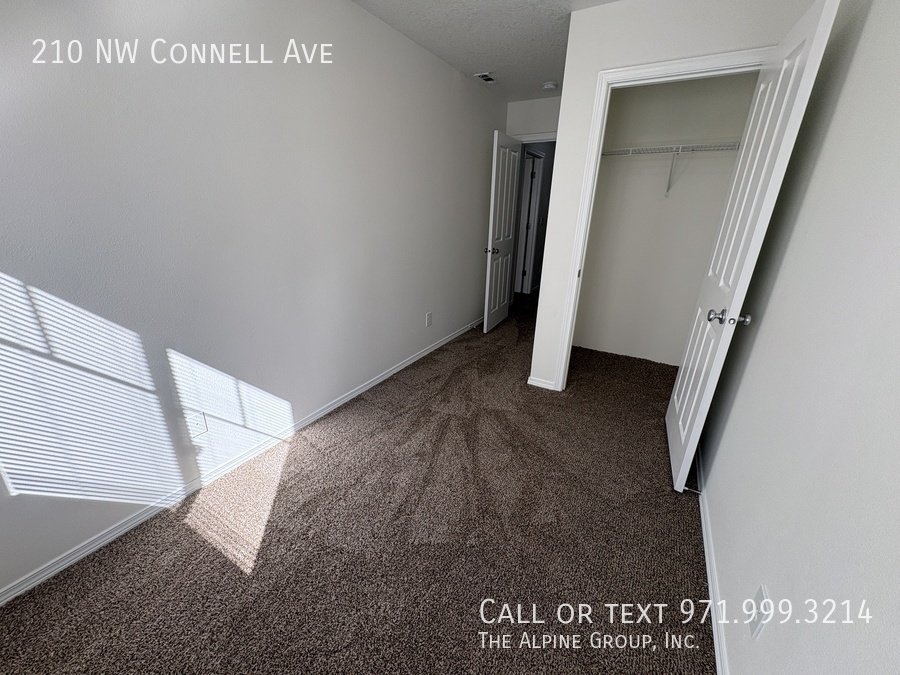 4 Bedroom Townhome in great location! property image