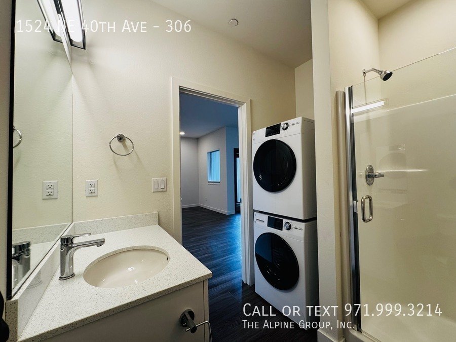 1524 NE 40th Ave property image