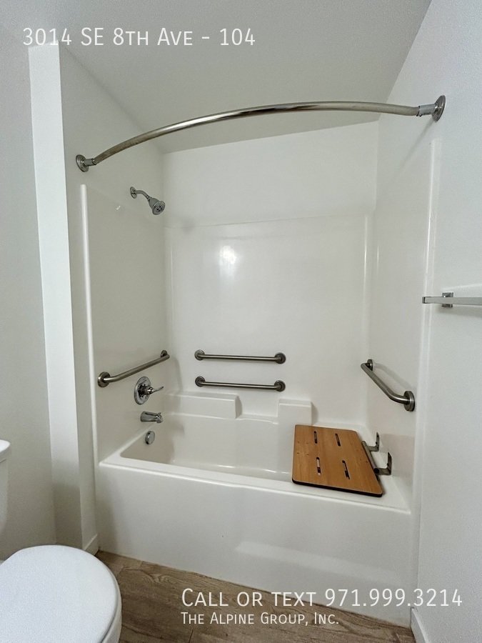 Modern Ground‑Level Apartment!  ADA accessible! property image