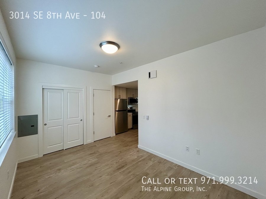 Modern Ground‑Level Apartment!  ADA accessible! property image