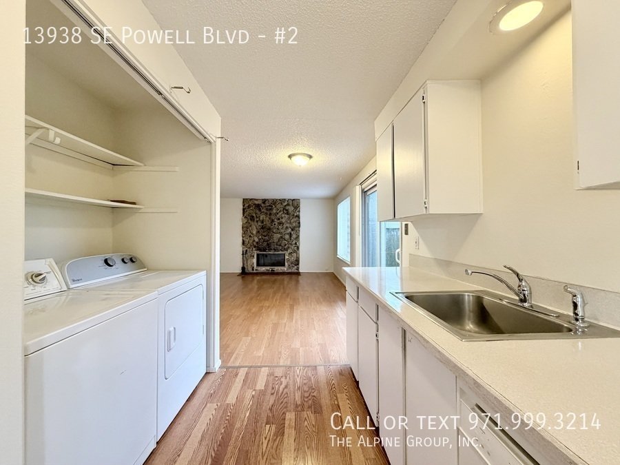 🍳 Kitchen with Plenty of Cabinetry + Washer/Dryer property image