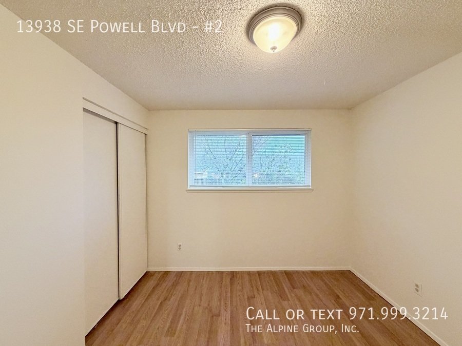 🍳 Kitchen with Plenty of Cabinetry + Washer/Dryer property image