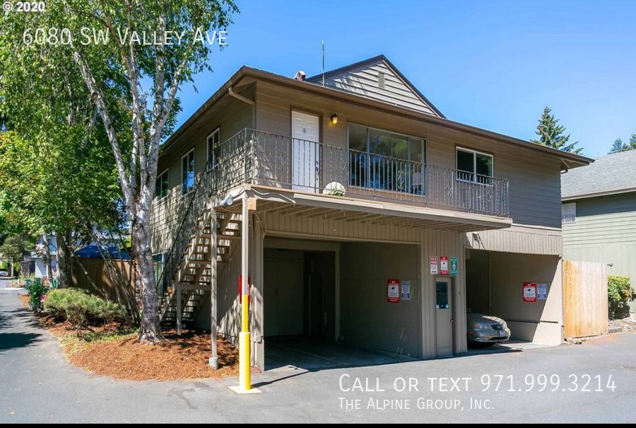 🌿 Cozy Beaverton Townhome with Private Outdoor Porch property image