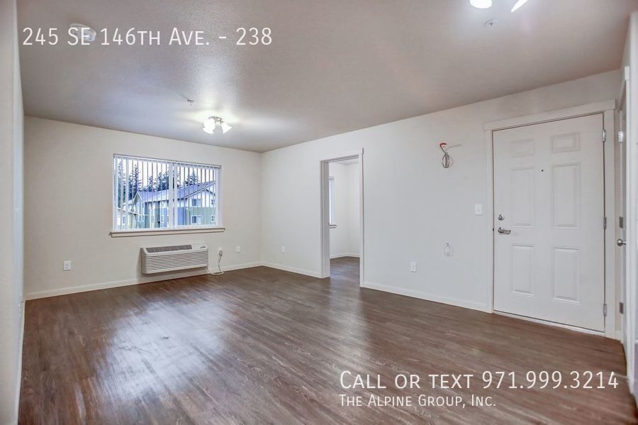 1/2 off FIRST MONTH for this Spacious 2BR, pet friendly, A/C, LVP floors, W/D in unit! property image