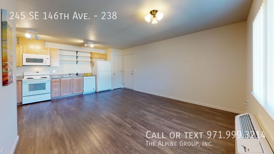 1/2 off FIRST MONTH for this Spacious 2BR, pet friendly, A/C, LVP floors, W/D in unit! property image