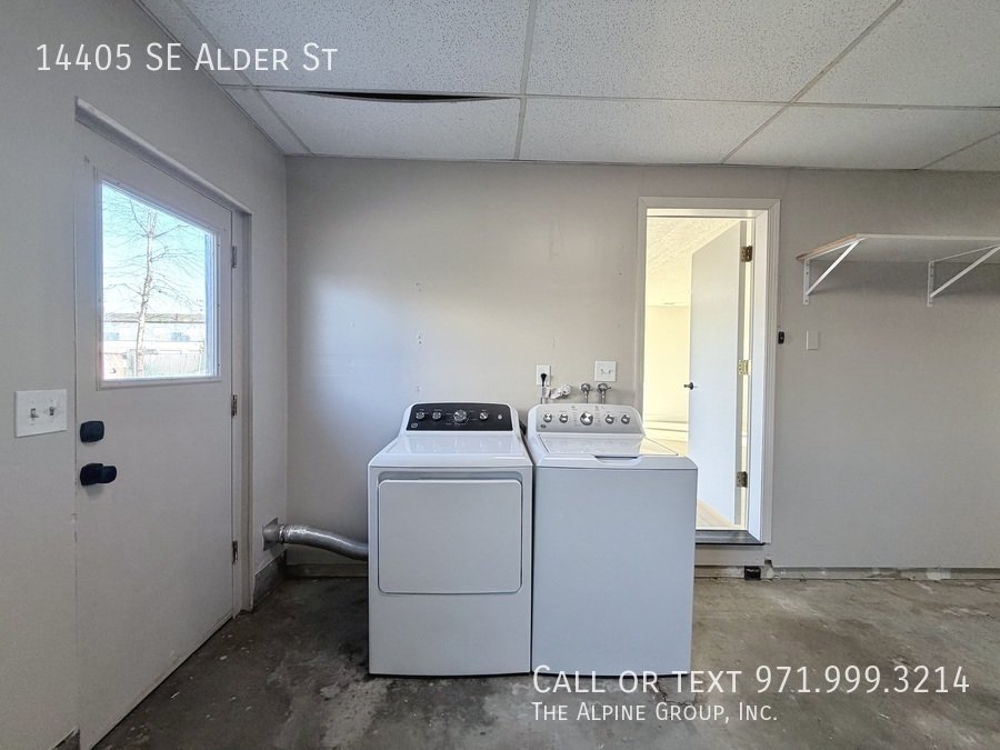 🌞 Light-Filled Ranch with Modern Updates & Patio 🌞 property image