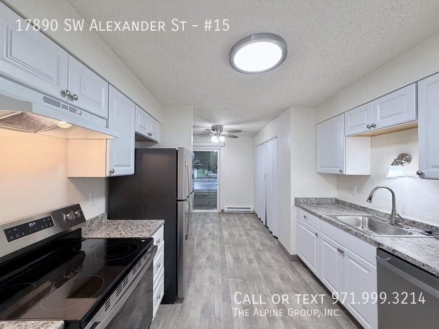 🌿 Freshly Updated Beaverton Home with On-Site Laundry 🧺 property image