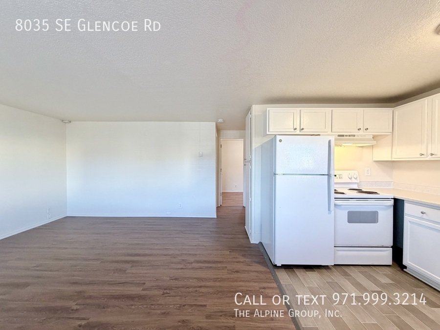 ✨ Bright & Inviting One-Level Living in a Secluded Setting property image