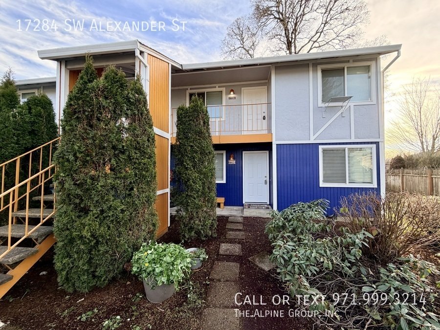 $350 OFF DEPOSIT🌿Stylish Remodel + Fenced Backyard Access property image