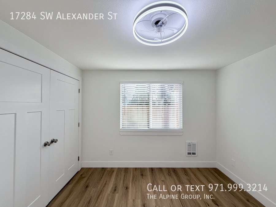 $350 OFF DEPOSIT🌿Stylish Remodel + Fenced Backyard Access property image