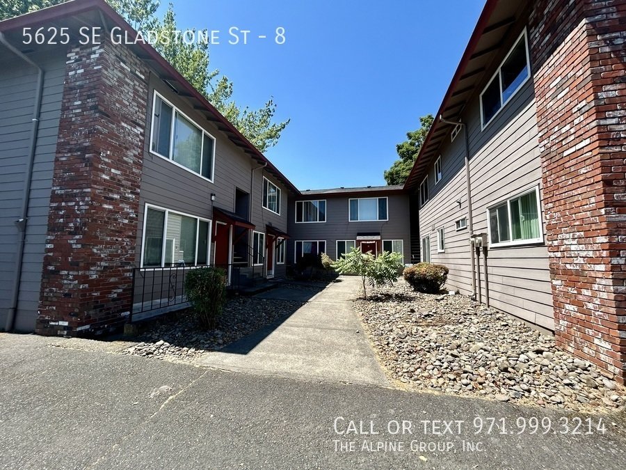 🌹 $500 OFF + Valentine’s Day $100 Dinner Gift! Live Near SE Foster 🍔💌 property image