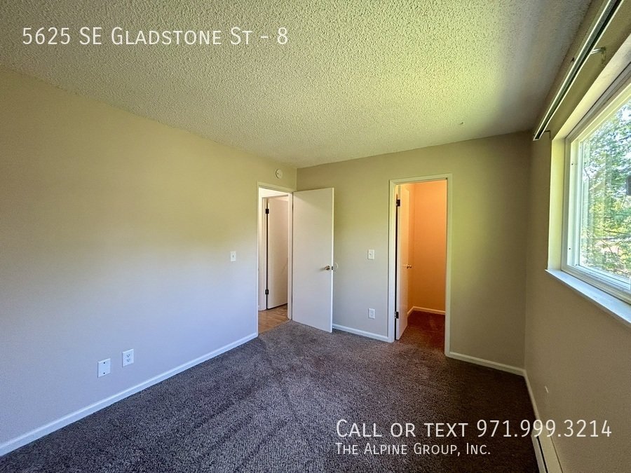 🌹 $500 OFF + Valentine’s Day $100 Dinner Gift! Live Near SE Foster 🍔💌 property image