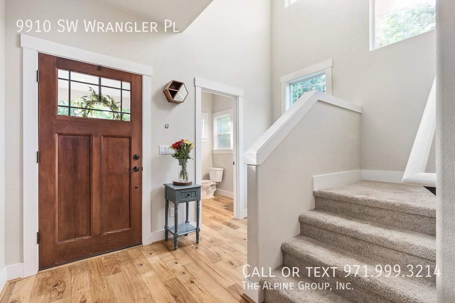 💘 Valentine’s Day Special! 🌼 Beautiful Corner-Lot Home – Bright, Airy & Inviting + Dinner on Us! property image